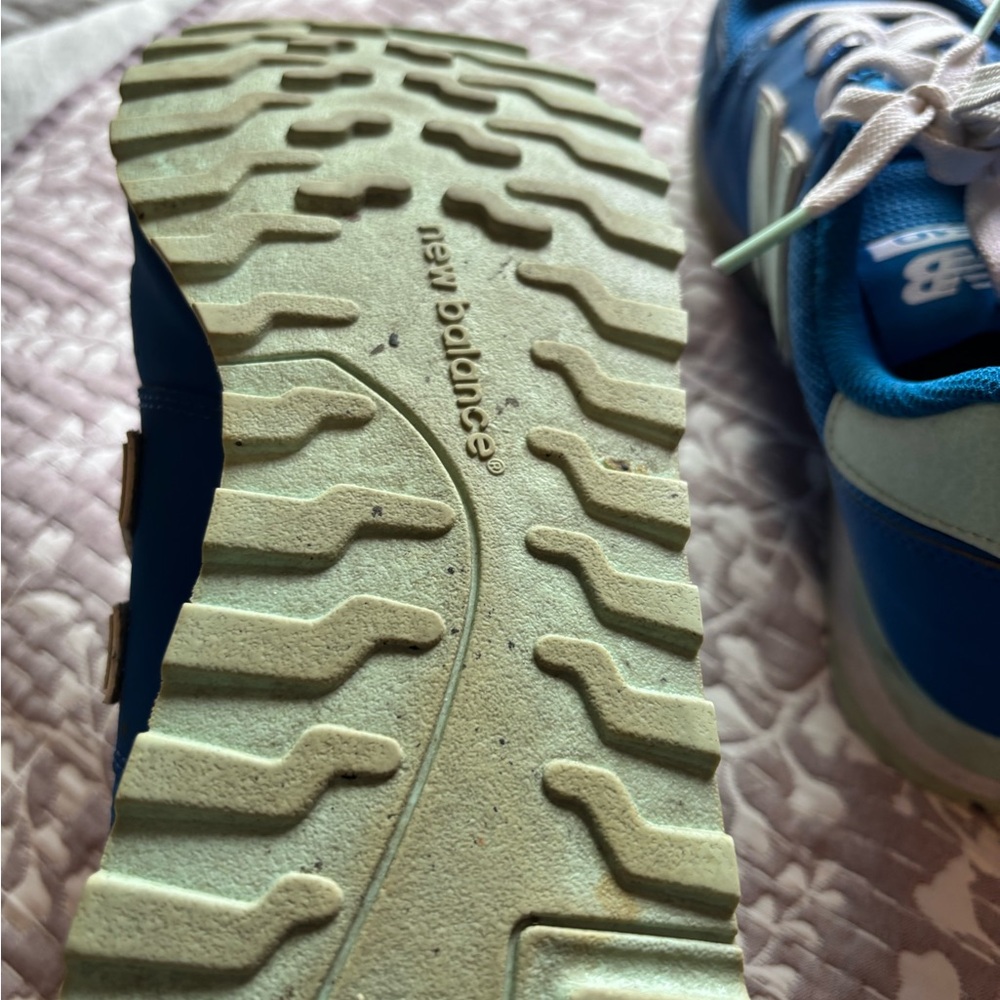 New Balance Blue & Mint Casual Sneakers - Picture 8 of 11